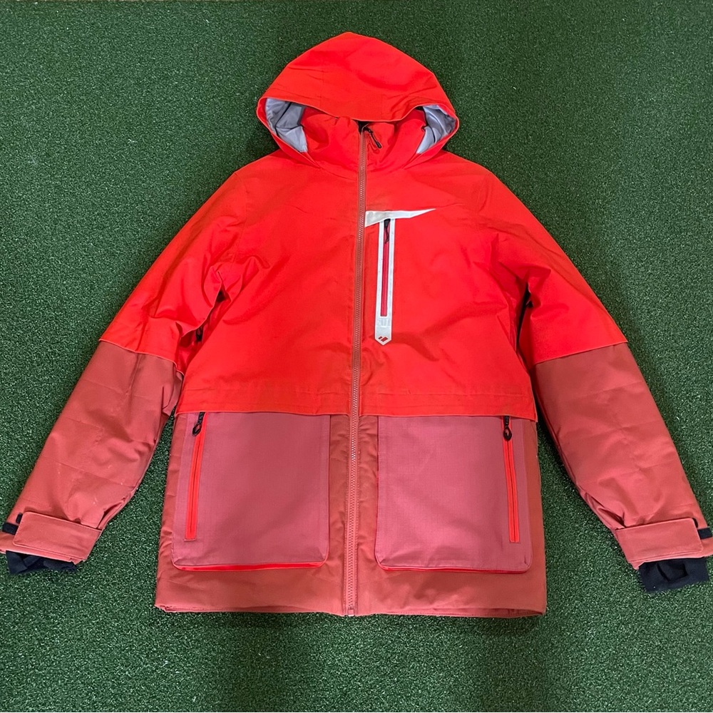 Obermeyer Skiing Jacketa